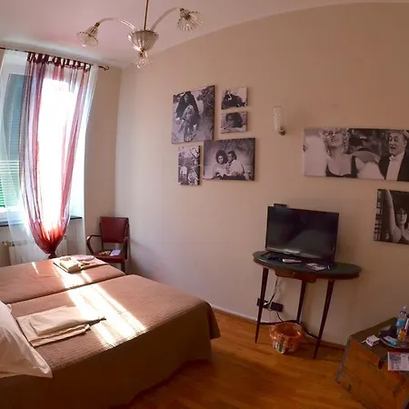 La Corte Room&breakfast *