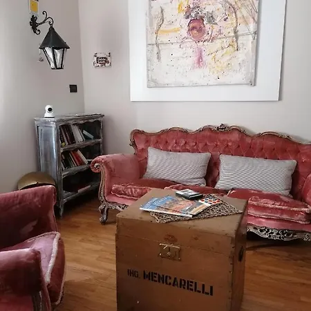 La Corte Room&breakfast * Genova