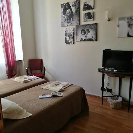 La Corte Room&breakfast * Genova