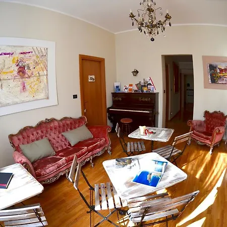 La Corte & Breakfast 게스트하우스 *