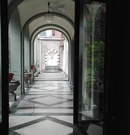La Corte & Breakfast Genoa