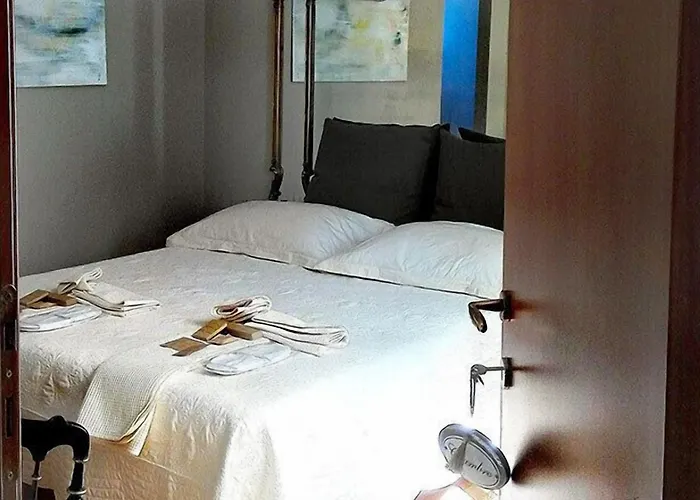 Pensión La Corte & Breakfast *