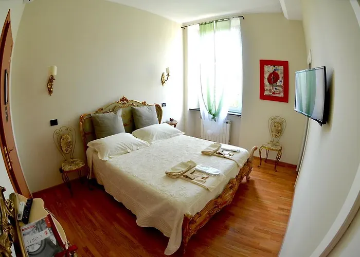 La Corte & Breakfast * Génova